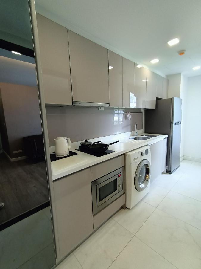 18 Residence Бангкок Екстер'єр фото