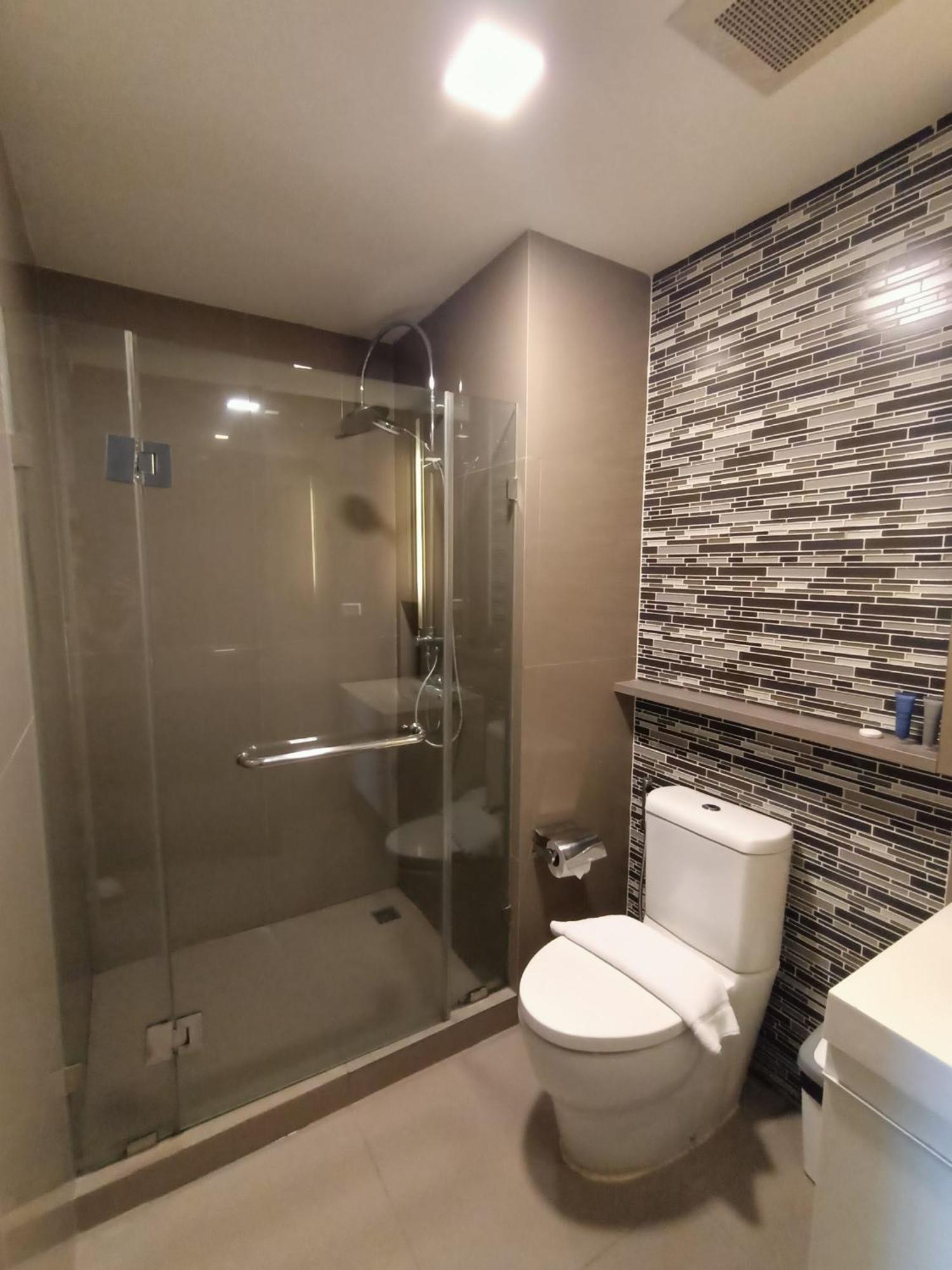 18 Residence Бангкок Екстер'єр фото
